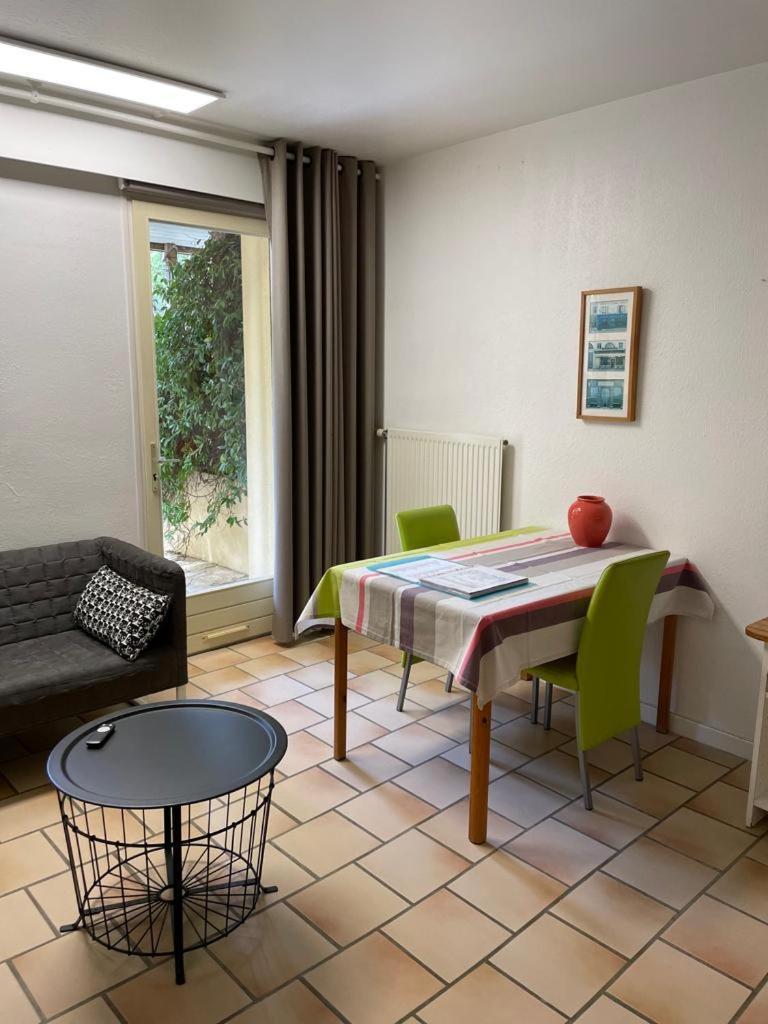 Ferienwohnung Mas Des Amarens Malaucène Exterior foto